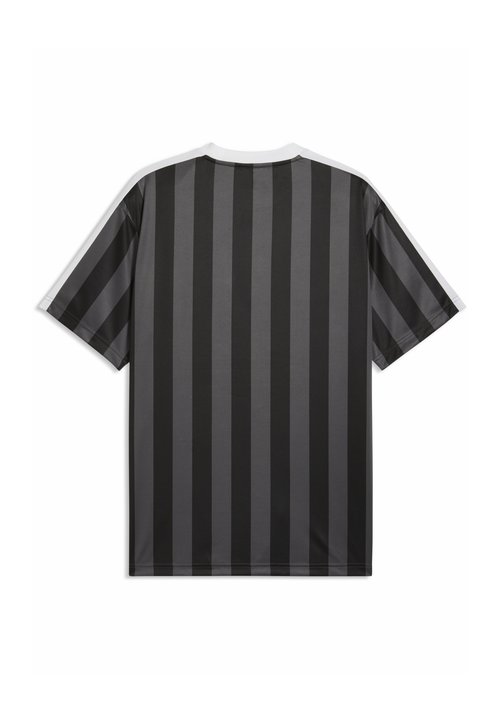 PUMA ESSENTIALS T7 RELAXED FUSSBALLTRIKOT - Print T-shirt - black — photo 5