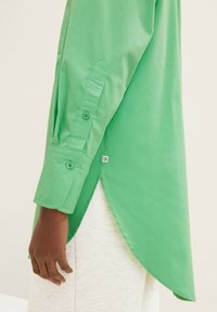 TOM TAILOR DENIM Overhemdblouse - strong green