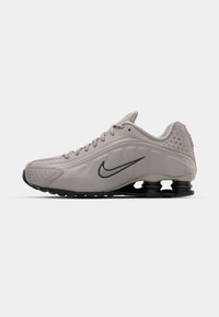 SHOX R4 - Trainers - college grey/black/university red/metallic silver