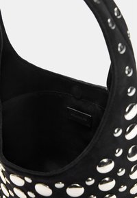 PULL&BEAR STUDDED  - Håndtasker - black