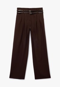 Brune brede bukser med høj talje, der har to sorte læderbælte-Accenter, plisseret front og en glat stoftekstur.