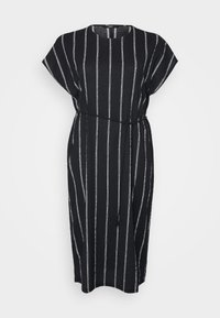 VMCBERTA PIRA DRESS - Jersey dress - black/birch