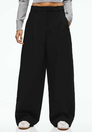 Bershka, STRIPED DARTED - TROUSERS - Pantalon classique - black