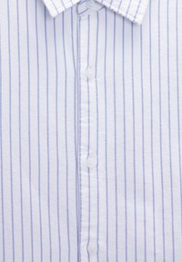 PULL&BEAR STRIPED - Camicia - white