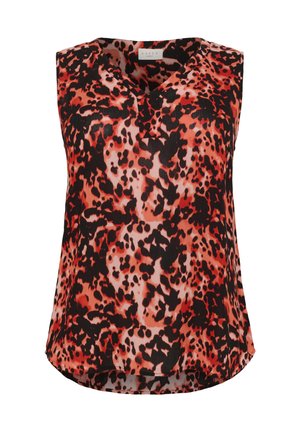 Ærmeløs top i let materiale med et rødt og sort leopardmønster, v-udskæring og en let buet kant.
