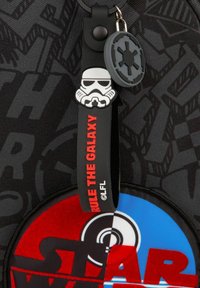 McNeill MCNEILL BASE KINDERRUCKSACK 36 CM - Sac de randonnée - darth vader