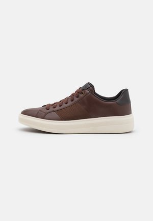GRAND CROSSCOURT PREMIER - Trainers - dark coffee/dark roast/birch