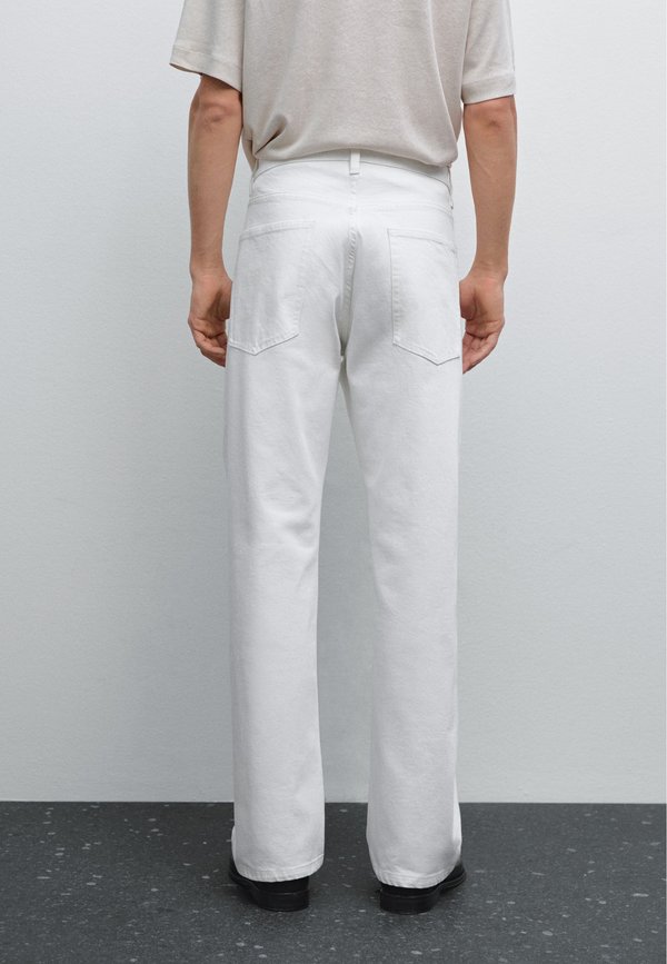 WIDE FIT - Straight leg jeans3