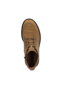 Hnědá kožená kotníková bota s kulatou špičkou, šitými detaily a šněrovacím uzávěrem. Má polstrovaný límec a texturovanou podrážku.