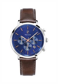 Montre avec bracelet en cuir marron, boîtier en acier inoxydable argenté, cadran bleu, accents dorés, trois sous-cadrans et fenêtre de date à 6 heures.