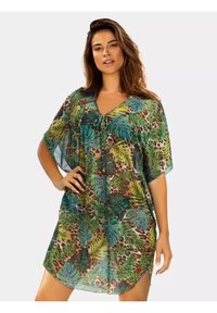 Przezroczysty płaszcz z dekoltem w serek, zdobiony wzorem w zielone i brązowe liście oraz wzór w zwierzęta. Lekka tkanina z krótkimi rękawami typu batwing.