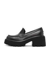 Derimod Plateaupumps - black