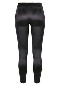 Zwarte legging gemaakt van een gladde, glanzende stof. Het ontwerp heeft een hoge tailleband en een aansluitende silhouet zonder zichtbare patronen.