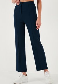 Unselected, dark blue