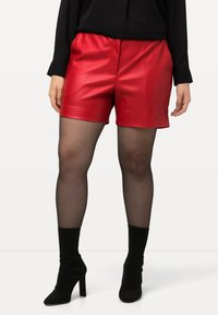Ulla Popken TAILLE CONFORTABLE - Shorts - rubinrot