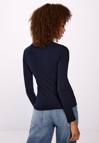 Springfield Longsleeve - dark blue