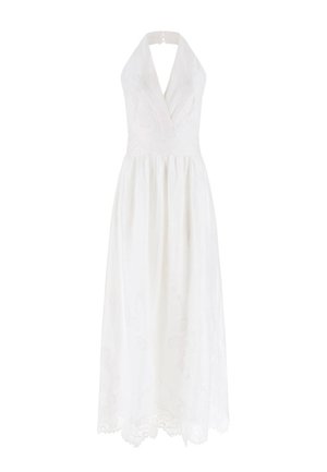 Vestito bianco senza maniche con scollo halter a V profondo, vita aderente e dettagli in pizzo ricamato su gonna e orlo.
