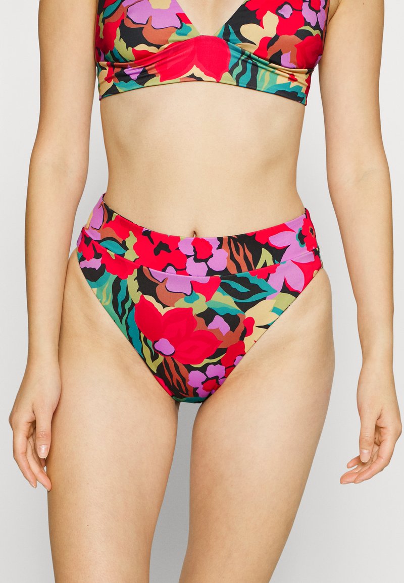 Fargerik høyt liv bikiniunderdel med blomster- og abstrakt mønster i rød, rosa, grønn og svart. Myk, elastisk stoff.
