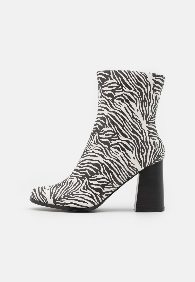 Botines de tacón