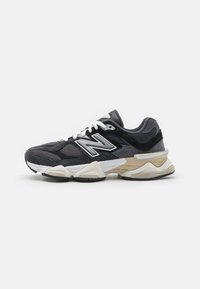 U9060 UNISEX - Trainers - black