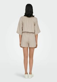 ONLY Kratke hlače - oxford tan