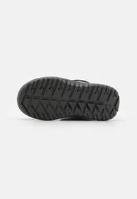 adidas Performance WINTERPLAY UNISEX czarny