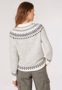 Apricot FAIR ISLE GEM EMBELLISHED  - Trui - grey