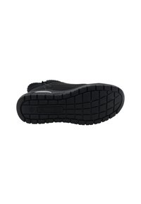 Botte étanche noire avec une semelle en caoutchouc texturée, présentant un motif strié pour une meilleure adhérence et une doublure en polaire en haut pour plus de chaleur.