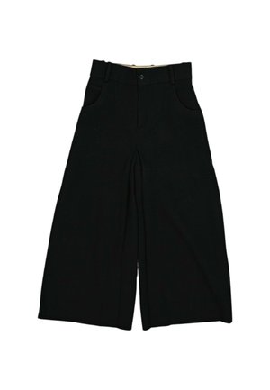 Pantalones negros de pierna ancha con bolsillos delanteros, trabillas para cinturón y cierre de botón, mostrados sobre fondo blanco.