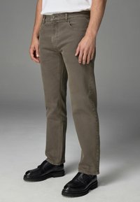Next VINTAGE - REGULAR FIT - Straight leg jeans - dark khaki