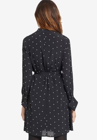 khujo Vardagsklänning - black