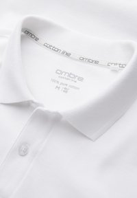 No seleccionado, white