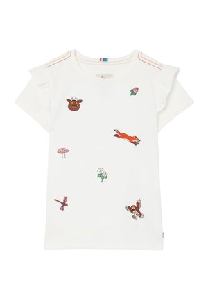 Hvid kortærmet skjorte med flæser ved skuldrene, prydet med broderede motiver af en ræv, ugle, guldsmed, svamp, blomst, agern og en hornet skabning.