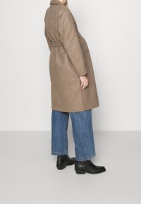 ONLY MATERNITY Klassisk kappa / rock - brown