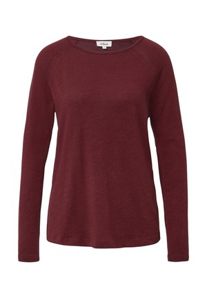 Pull à col rond à manches longues en rouge foncé avec des manches raglan et un tissu doux, légèrement texturé.
