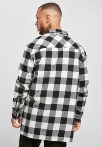 Urban Classics Button down-skjorte - black white