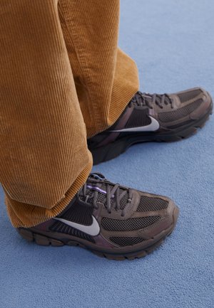 Nike Sportswear, Baskets basses - dark grey
