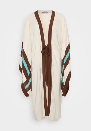 Bata estilo kimono en crema con franjas marrones y turquesas. Presenta mangas amplias y un cierre delantero con lazo para un ajuste ajustable.