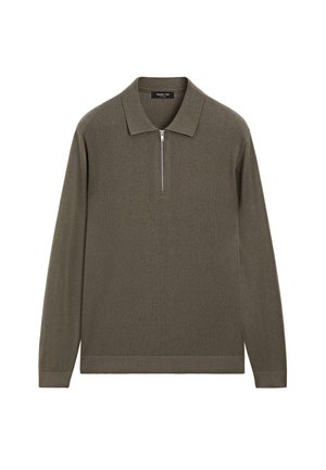 Pull-over en maille olive vert à manches longues, avec un col polo et une fermeture éclair sur le devant, posé à plat sur un fond blanc.