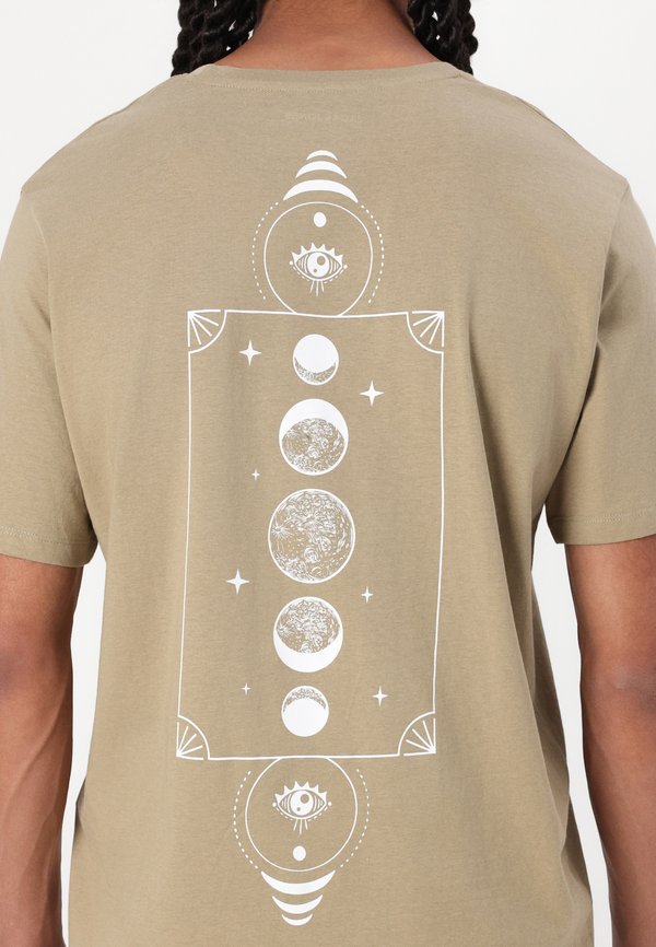 JJJACKIE TEE CREW NECK - Print T-shirt - coriander2