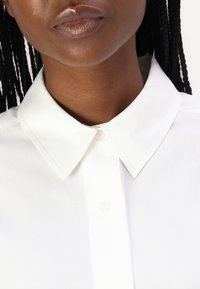 Samsøe Samsøe LOVAR SHIRT - Πουκαμίσα με κουμπιά - white