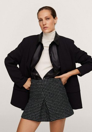 PLIT - A-line skirt - black
