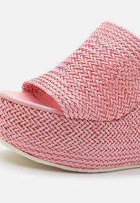 Casadei Mules à talons - pink