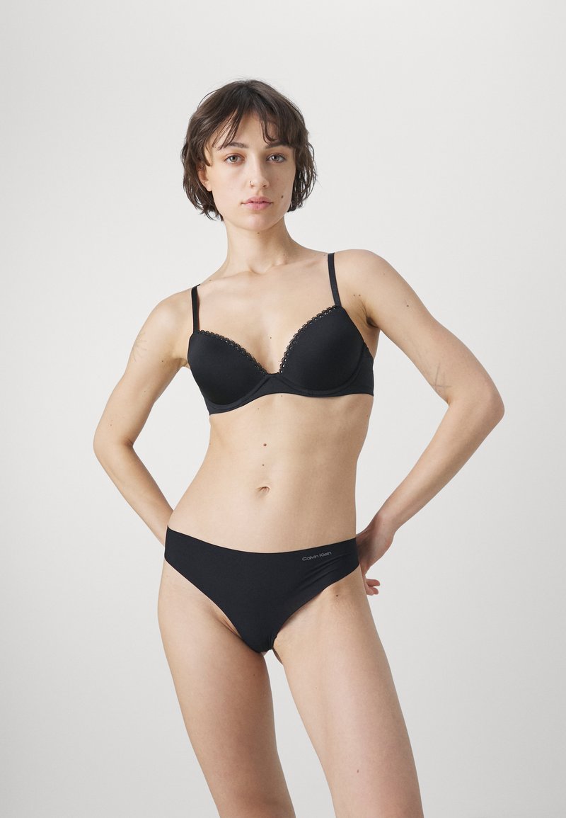 Calvin Klein Underwear THONG INVISIBLES 3 PACK - String - black/black/black