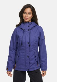 Unselected, blue violet with black fur