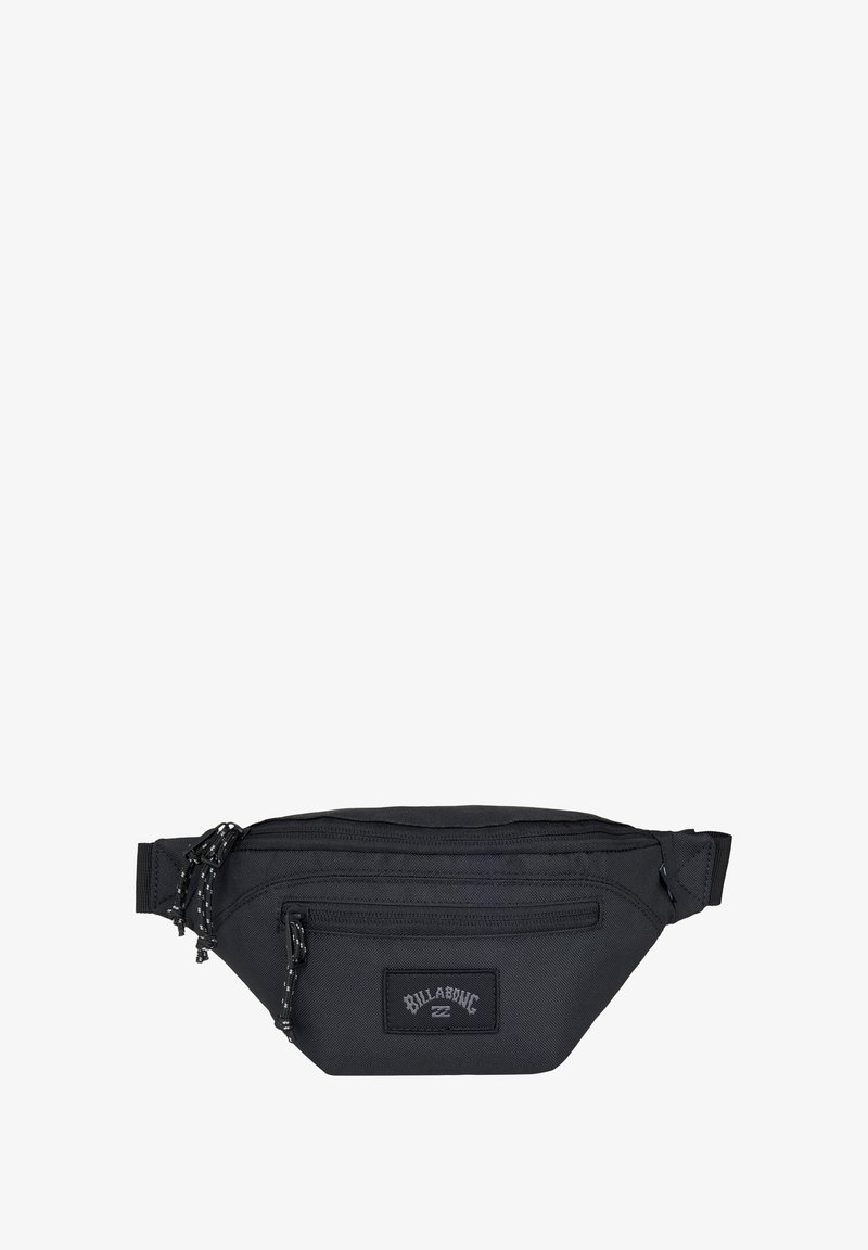 Bolso de cintura negro fabricado con tejido resistente y acabado texturizado, que cuenta con dos bolsillos con cremallera y una correa ajustable. Logo de Billabong exhibido de manera prominente.