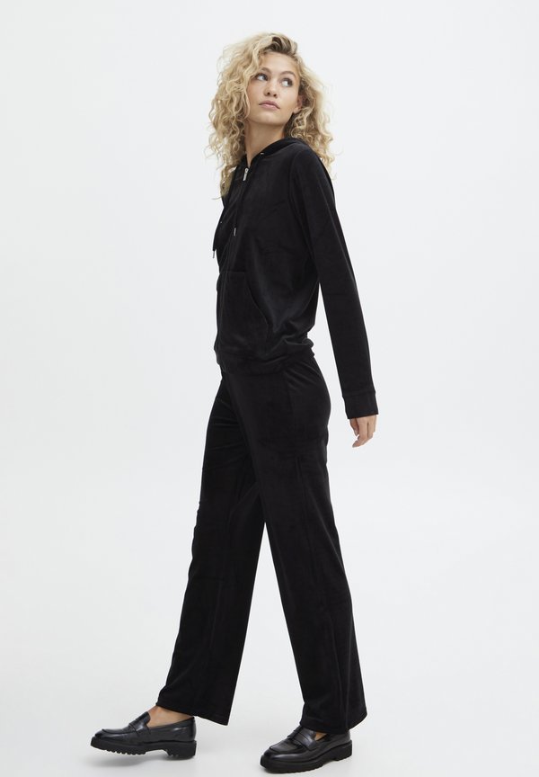 MITZA SET  - Tracksuit2