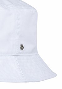 Thumbnail Image 2