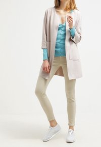 United Colors of Benetton Chaqueta de punto - light blue