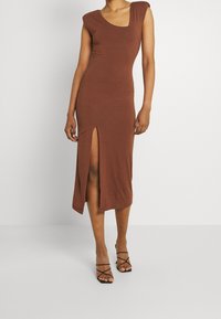 Good American Denní šaty - ochre